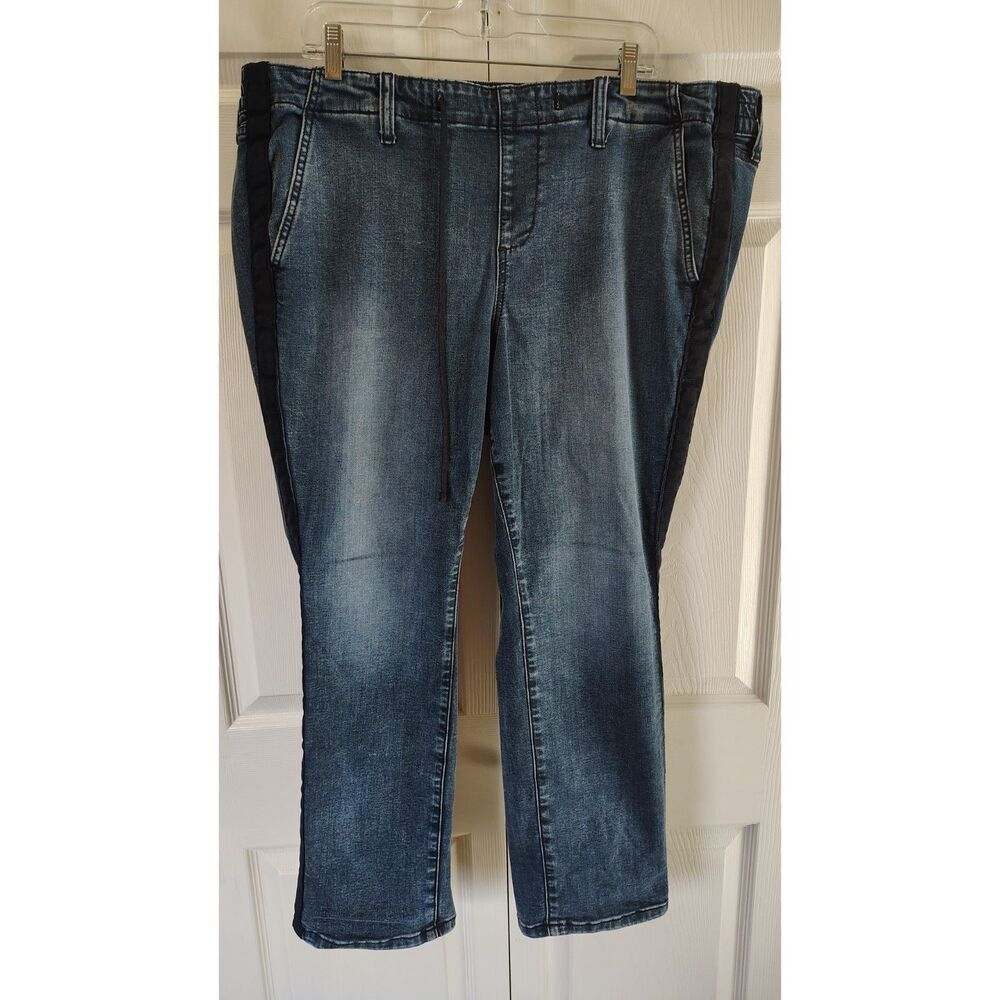 Torrid Pull-On Boyfriend Straight Jeans 2S (one draw string)